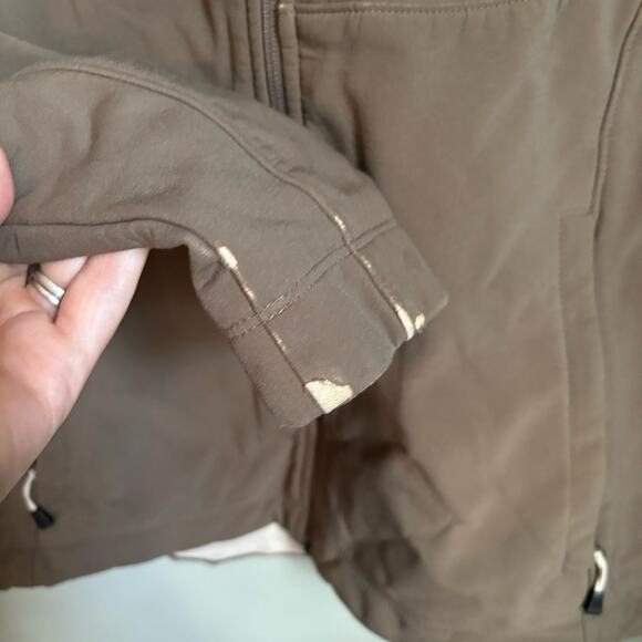 North Face Zip Up Damaged Jacket - Picture 5 of 10